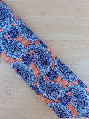 J. Z. RICHARDS Coral Paisley Silk Tie with Blue Paisley Accents